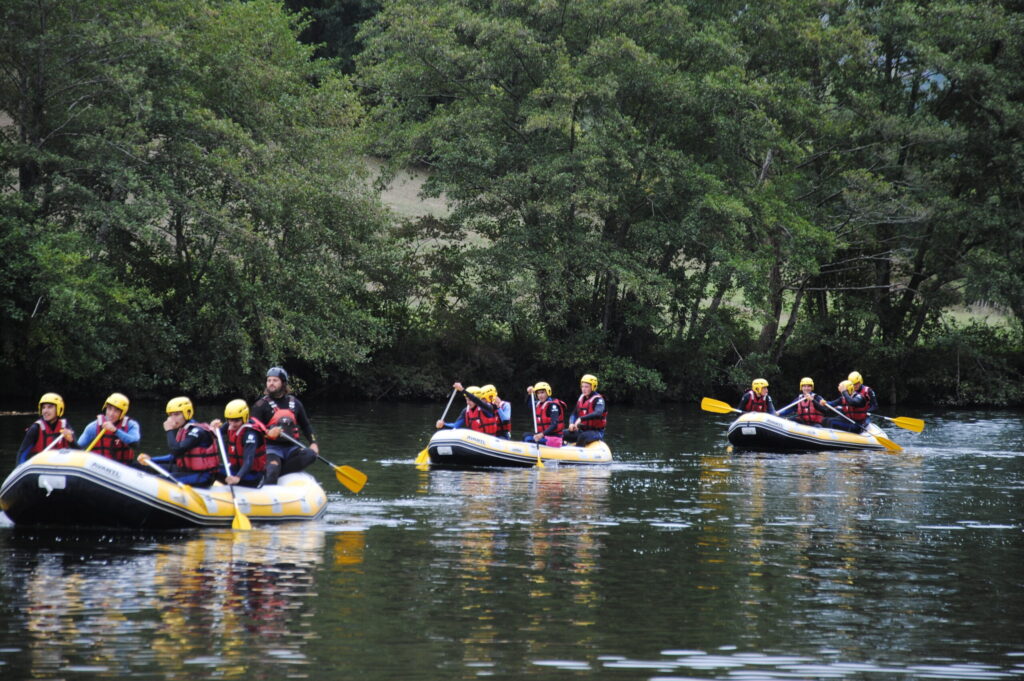 Les étudiants de BTS NDRC étaient au rafting à Bidarray.